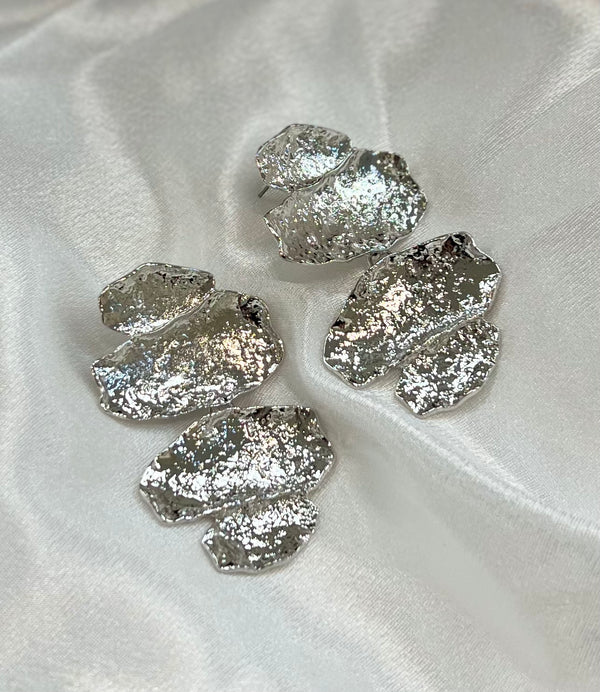 Geometric metal drop silver earrings