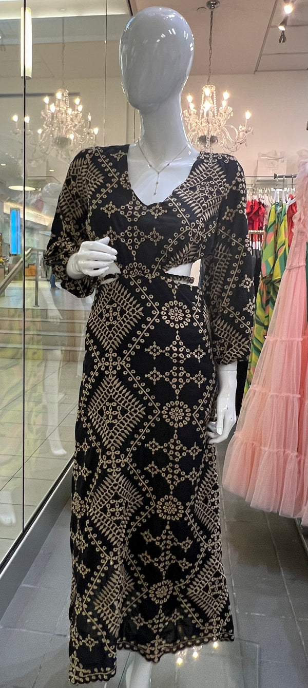 V-neck  black dress embroidered taupe